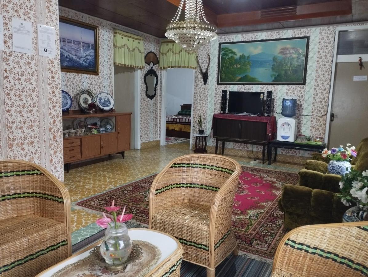 בוקיטינגי Mando Homestay III מראה חיצוני תמונה