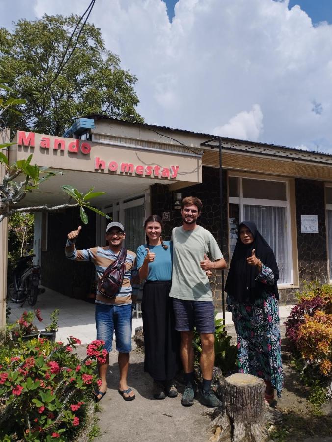 בוקיטינגי Mando Homestay III מראה חיצוני תמונה