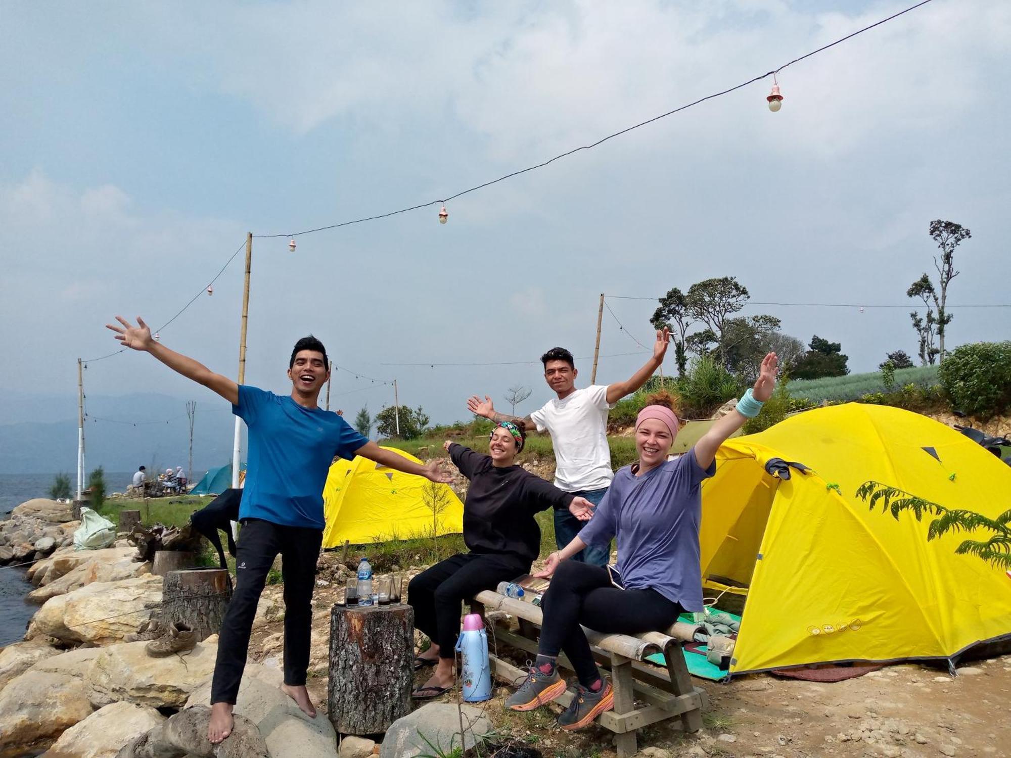 בוקיטינגי Mando Homestay III מראה חיצוני תמונה