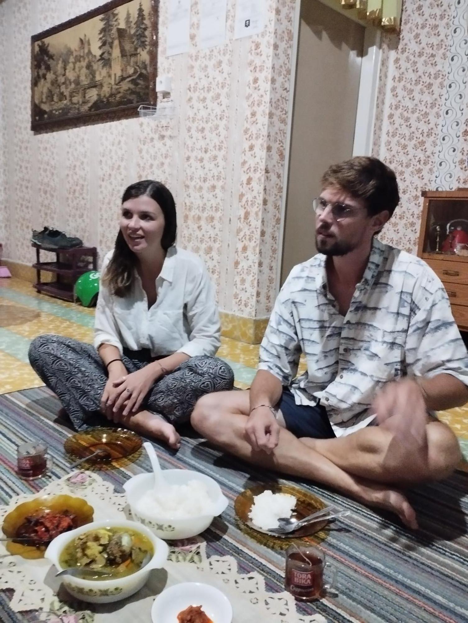 בוקיטינגי Mando Homestay III מראה חיצוני תמונה