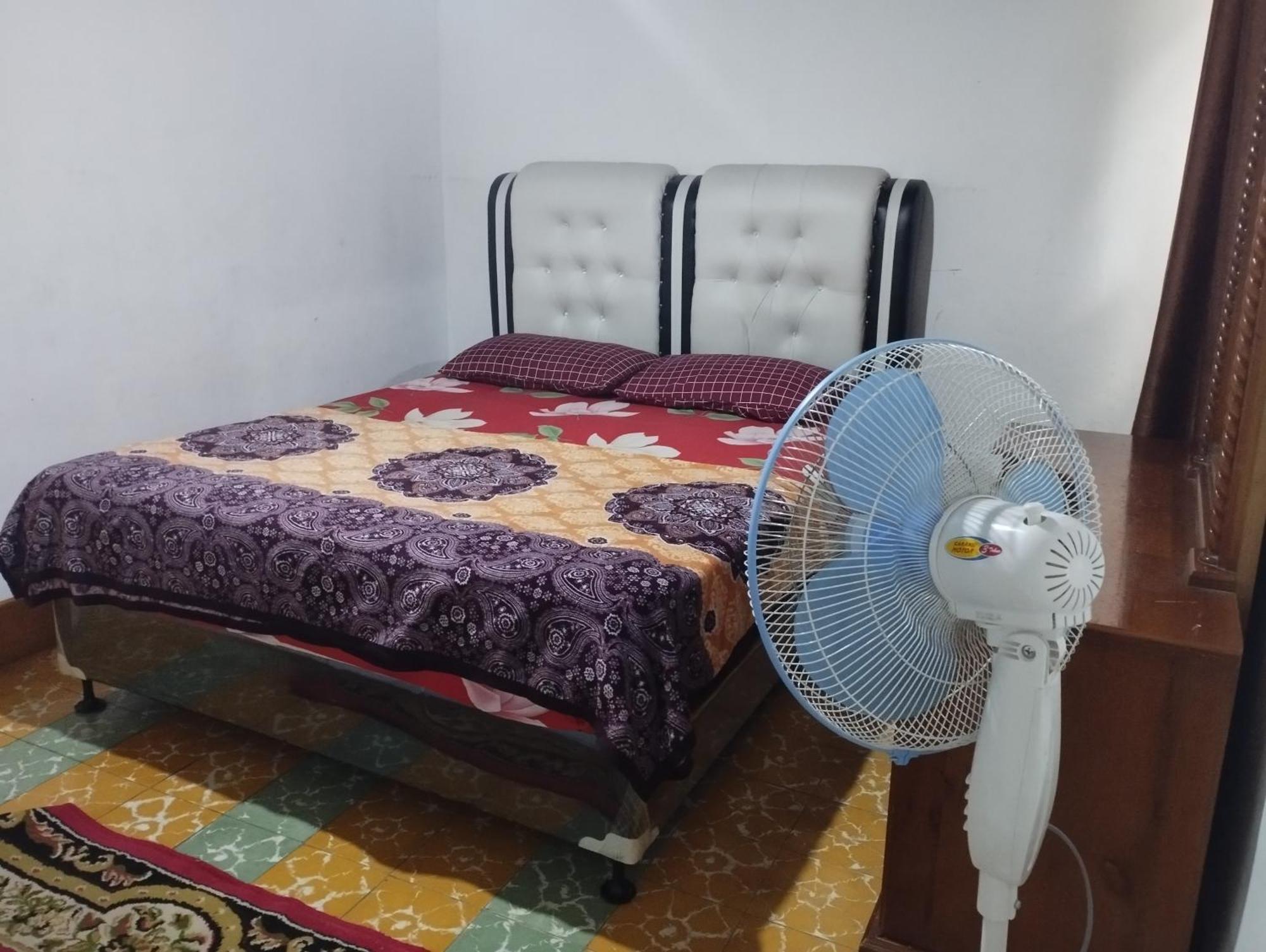 בוקיטינגי Mando Homestay III מראה חיצוני תמונה