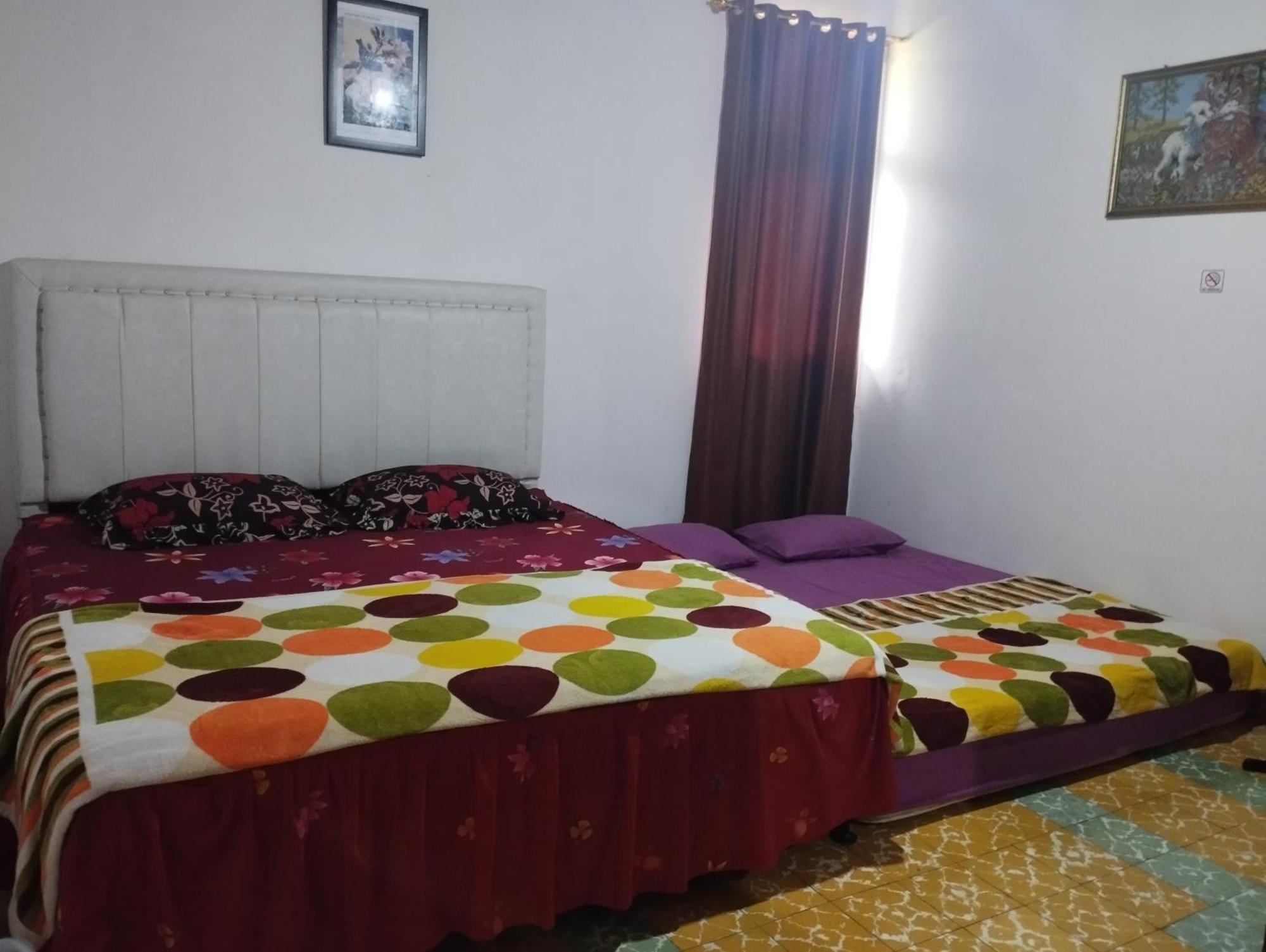 בוקיטינגי Mando Homestay III מראה חיצוני תמונה